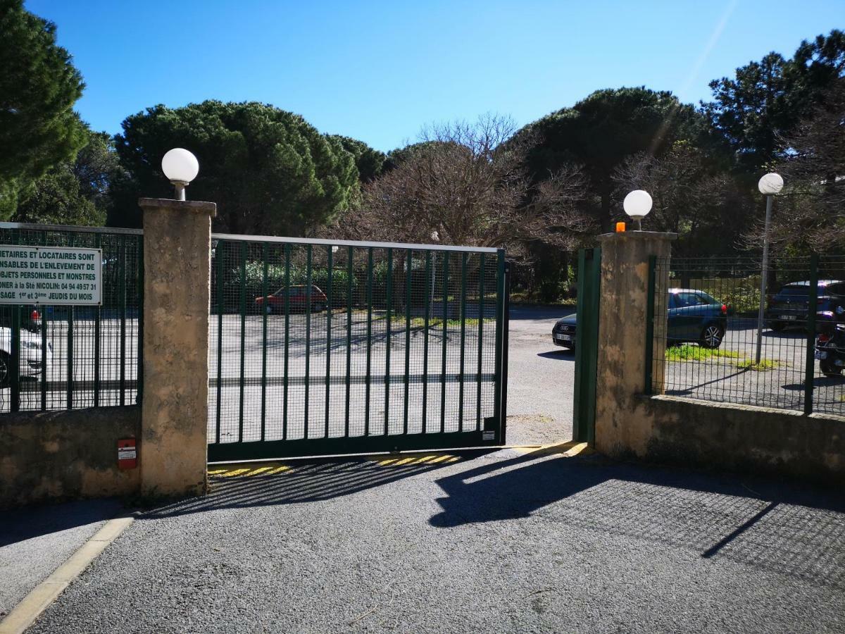 Appartement Sainte-Maxime, plage de la Nartelle Extérieur photo